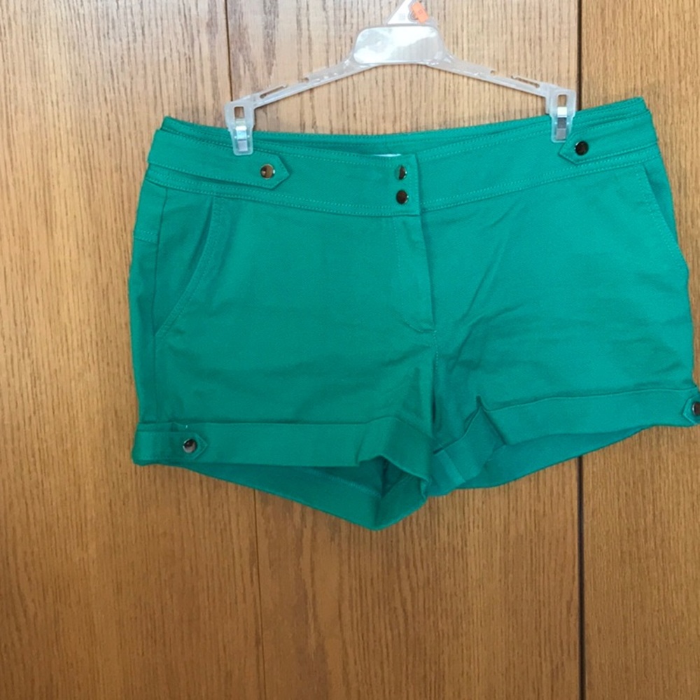 Ladies cuffed shorts.